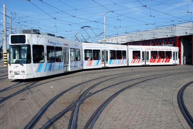 Klimaschutz Straßenbahn Freiburg Gesamtbild